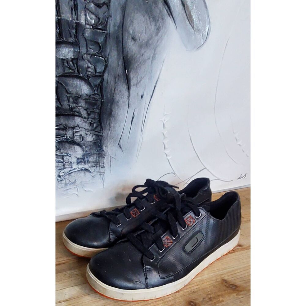 Oakley tennis shoes